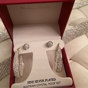 Beautiful silver plated with Swarovski crystals